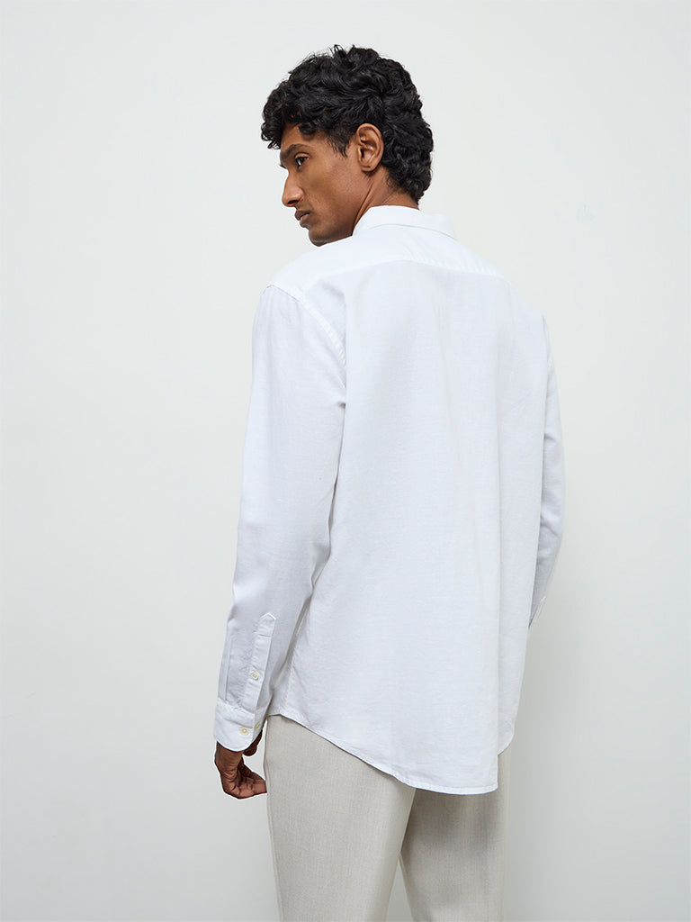 WES Casuals White Relaxed-Fit Cotton-Blend Shirt