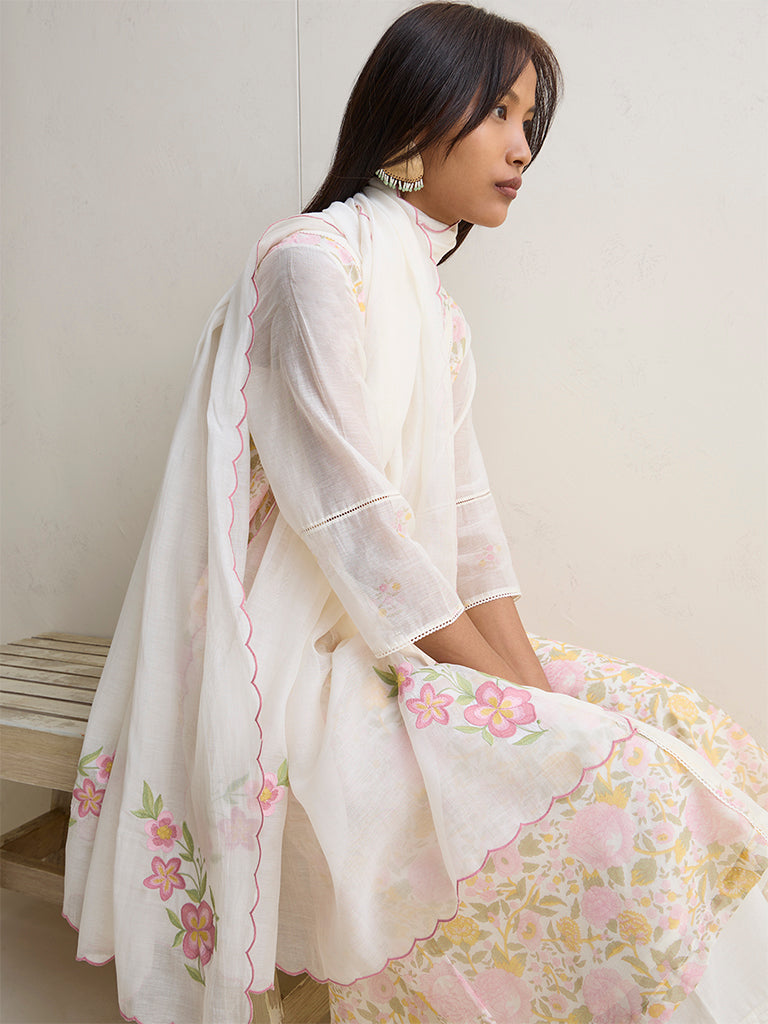 Zuba Off-White Floral Embroidered Silk Chanderi Dupatta