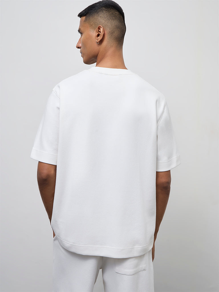 Nuoflexx White Relaxed-Fit Cotton-Blend T-Shirt