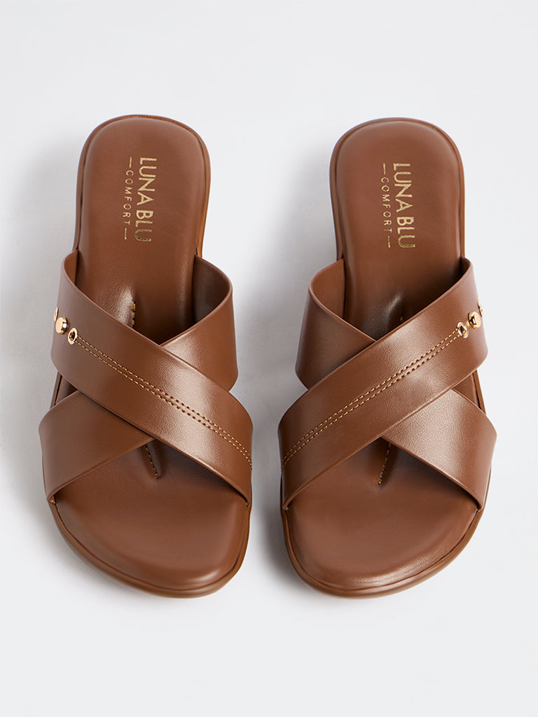 LUNA BLU Tan Criss-Cross Strap Comfort Sandals