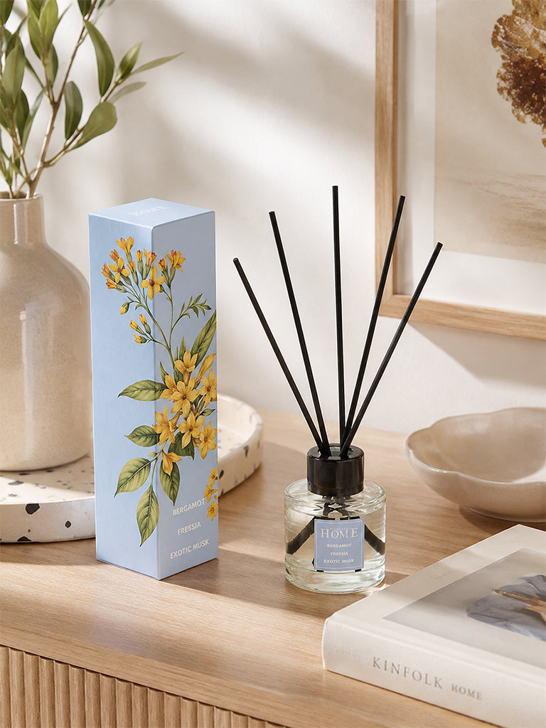 Westside Home Blue Bergamot, Freesia and Exotic Musk Fragrance Diffuser with Five Reed Sticks