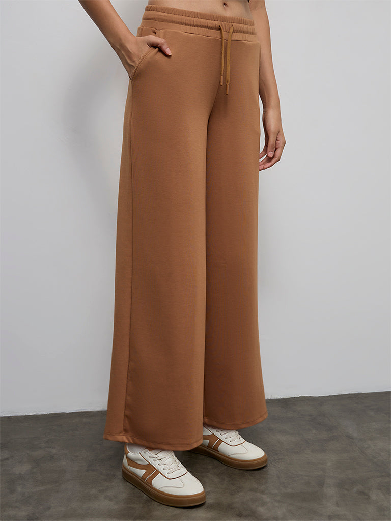 Nuoflexx Brown High-Rise Pants