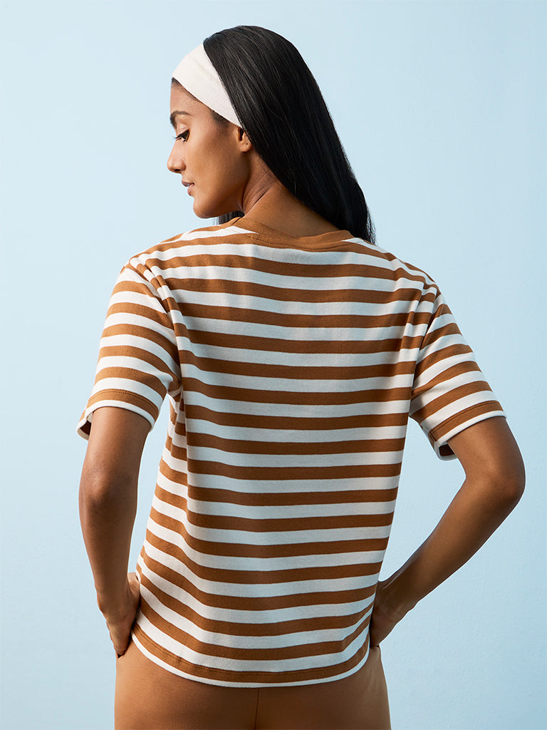 Nuoflexx Off-White Striped Regular-Fit Cotton T-Shirt