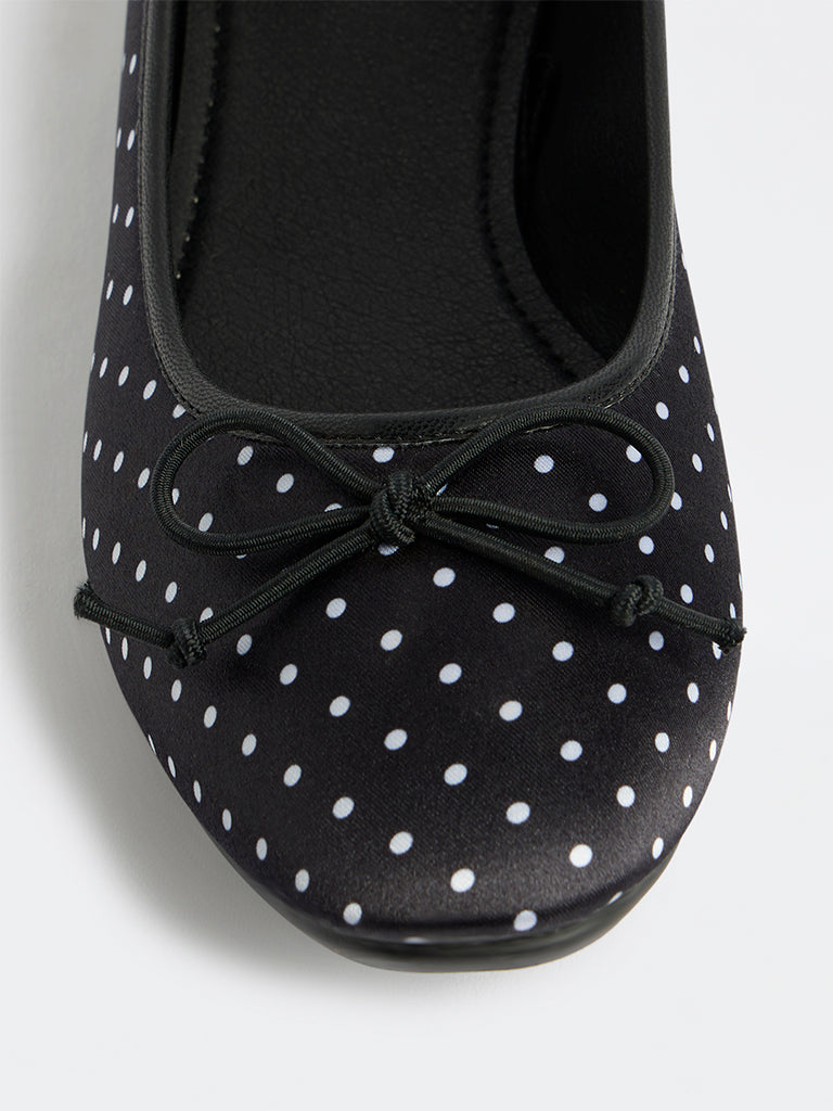 LUNA BLU Black Ballerinas