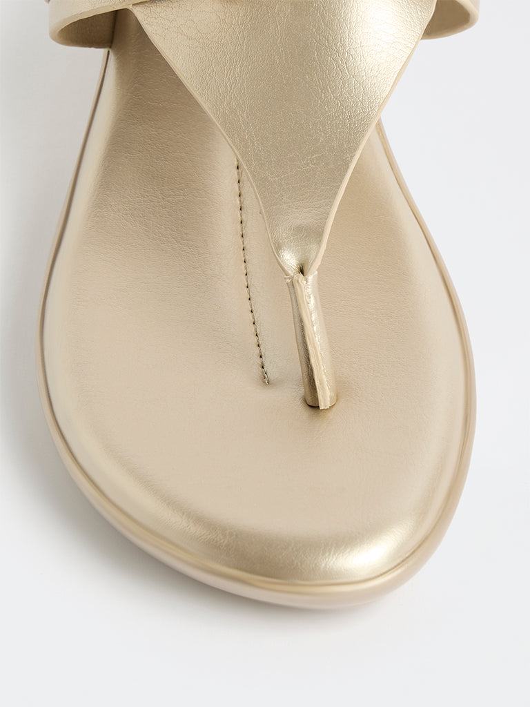 LUNA BLU Light Gold Thong-Strap Wedge Sandals