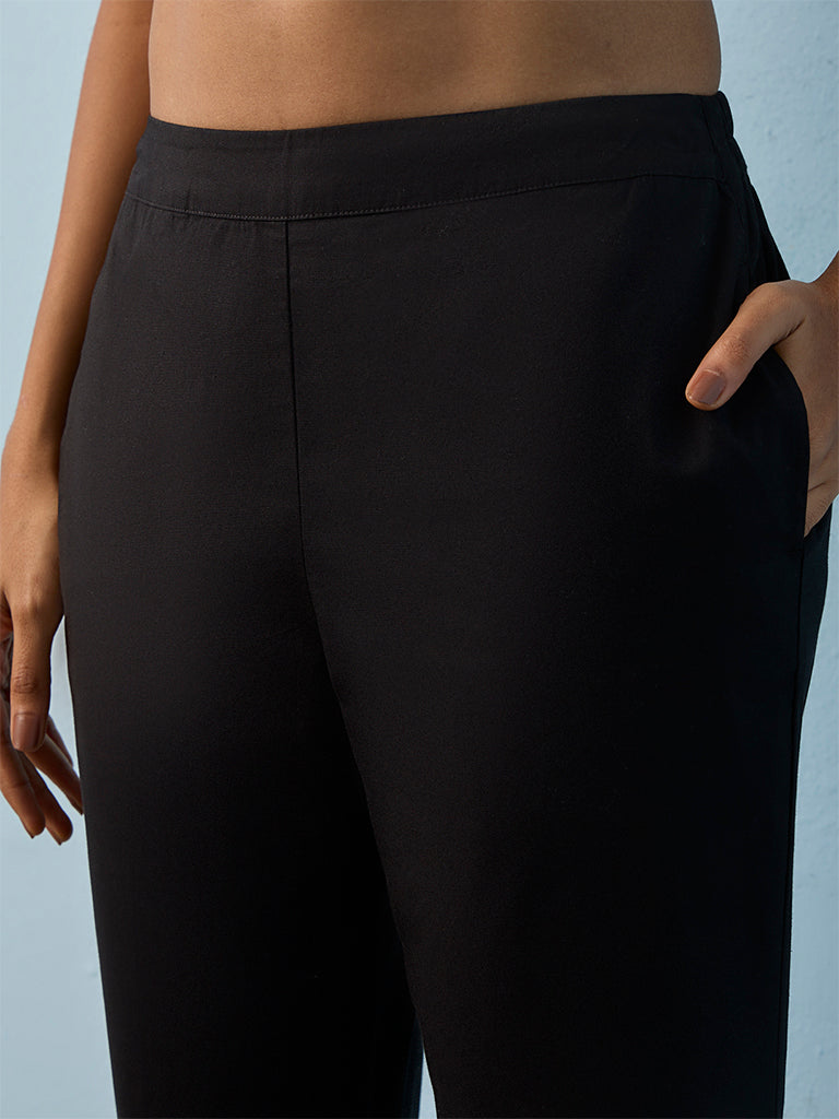 Utsa Black Solid Cotton-Blend Pants