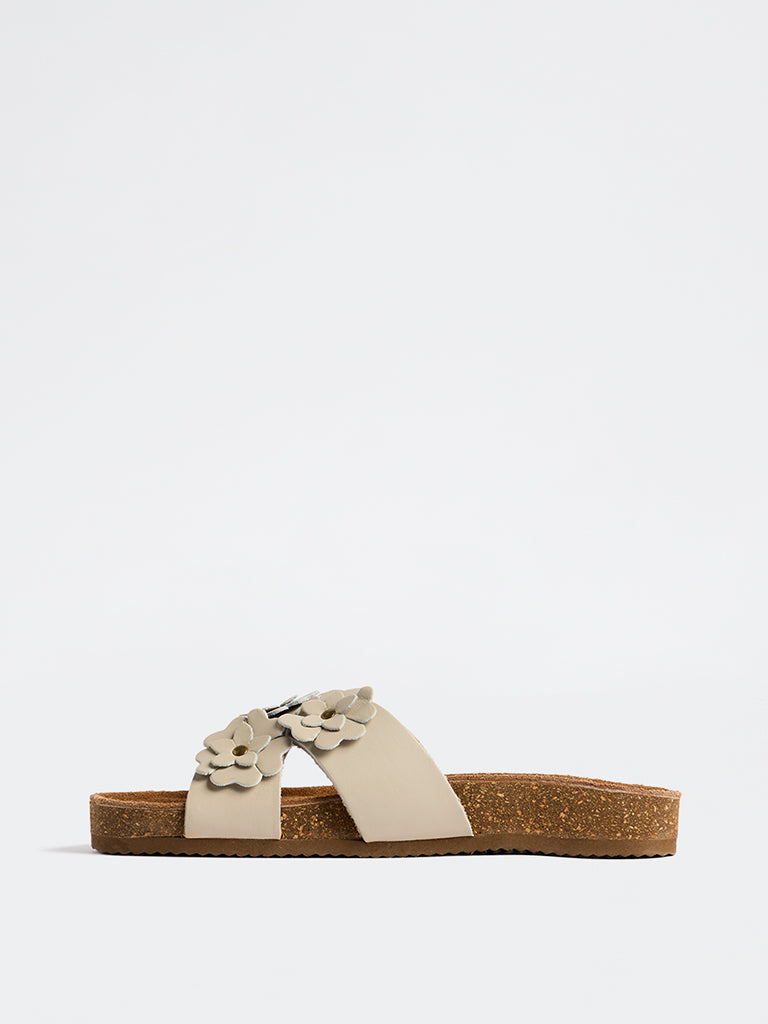 LUNA BLU Ivory Sandals