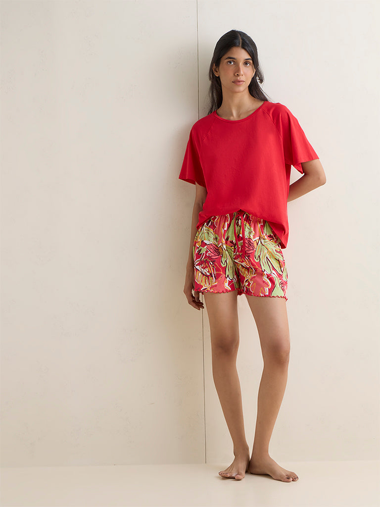 Wunderlove Red Leaf Printed Cotton T-Shirt and Shorts Set