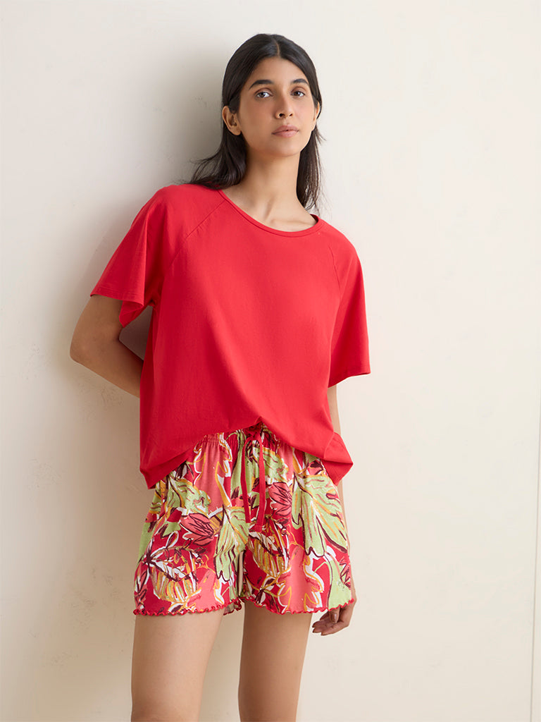 Wunderlove Red Leaf Printed Cotton T-Shirt and Shorts Set