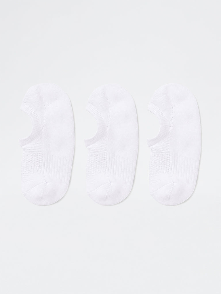 WES Lounge White Solid Cotton-Blend Sneaker Socks - Pack of 3