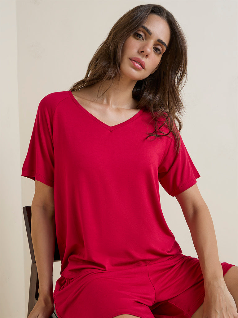 Wunderlove Red Solid V-Neck T-Shirt