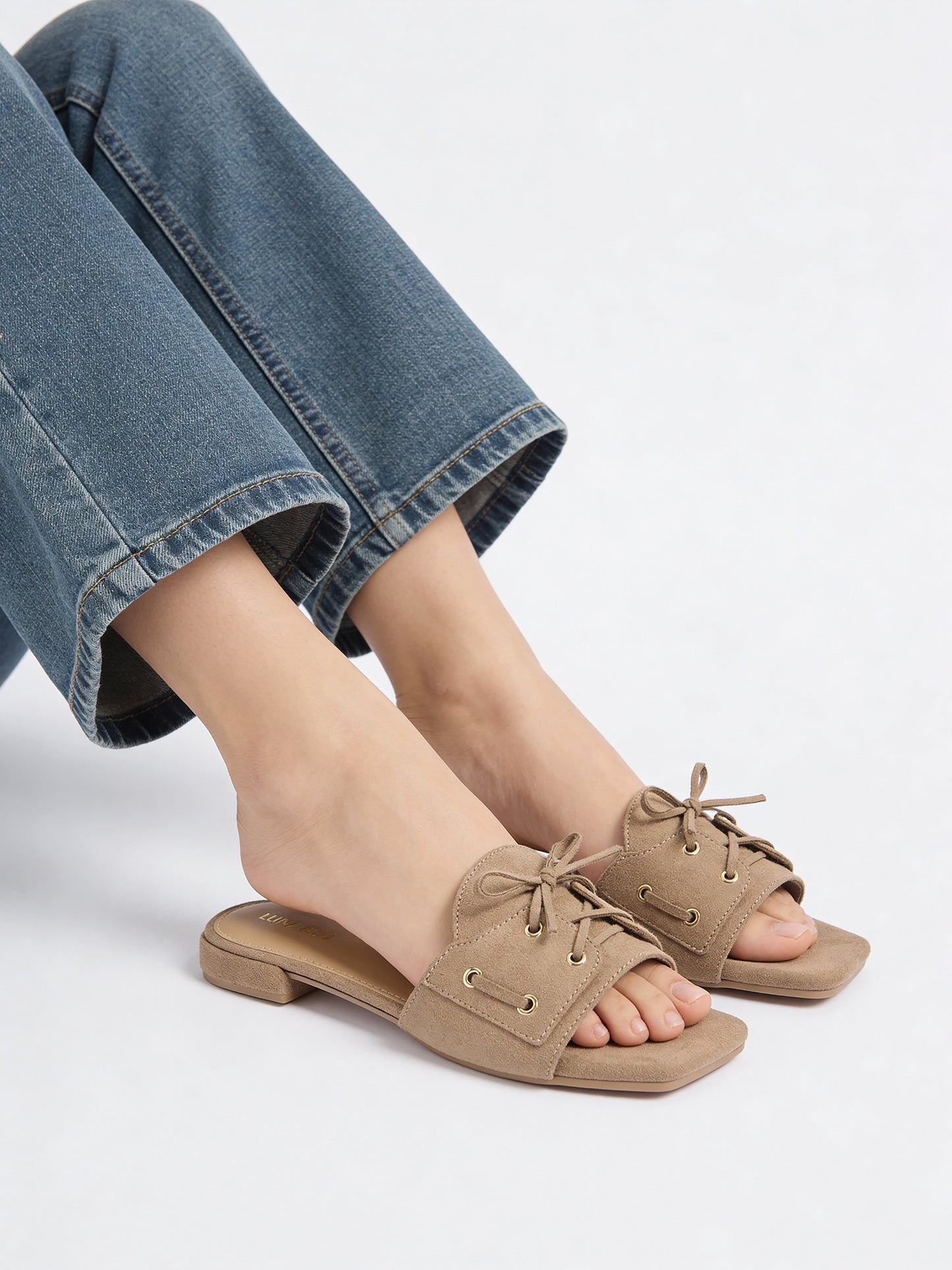 LUNA BLU Taupe Criss-Cross Detailed Sandals