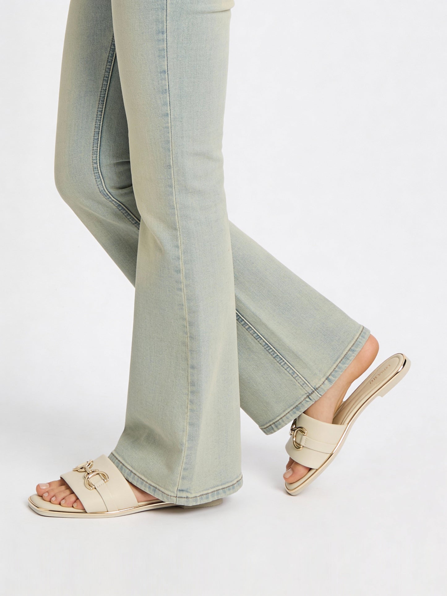 LUNA BLU Ivory Metallic Detailed Slides