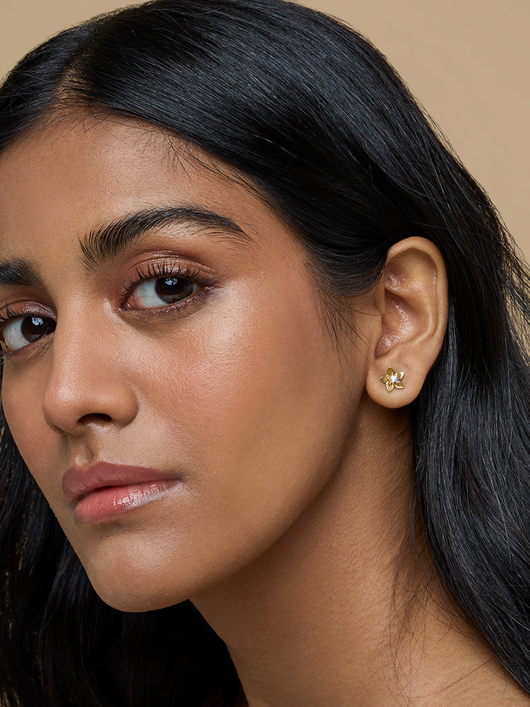Gold Floral Solitaire Earrings