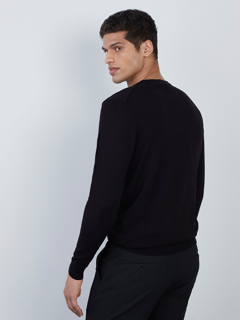 Black muscle fit clearance jumper