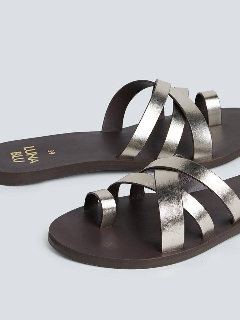 Fashionable Sandals On A Bar With A Snake Black Rammis Belt - KeeShoes