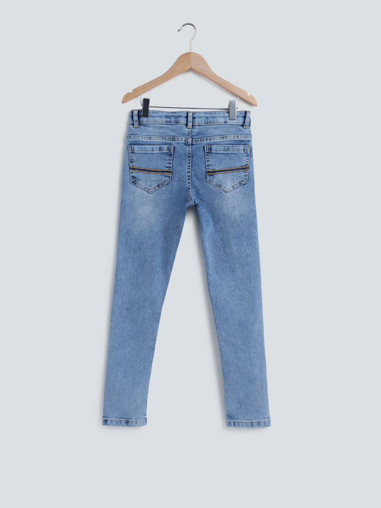Designer Men's Medium Light Blue Distressed Skinny Jean