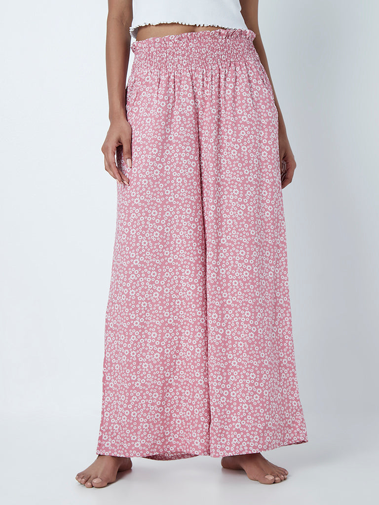 W Palazzo  Buy W Pink Solid Parallel Pant Online  Nykaa Fashion